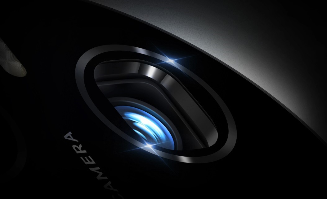 Close-up of the HONOR Magic7 Pro camera lens, showcasing its sleek design and advanced optics against a dark background.